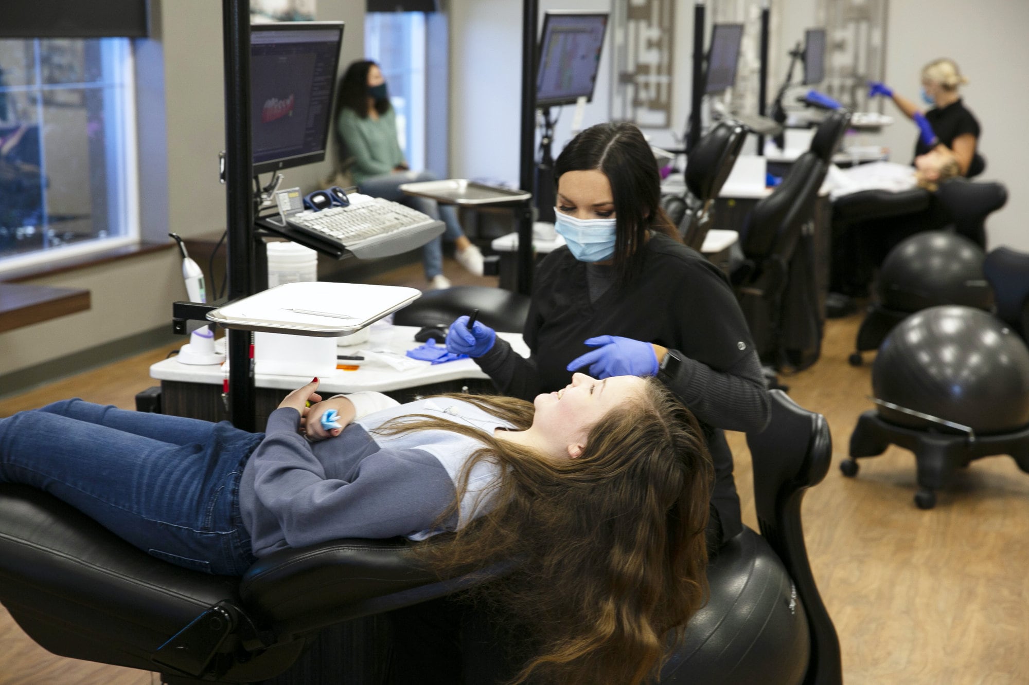 Farrow & Dewbre Orthodontics