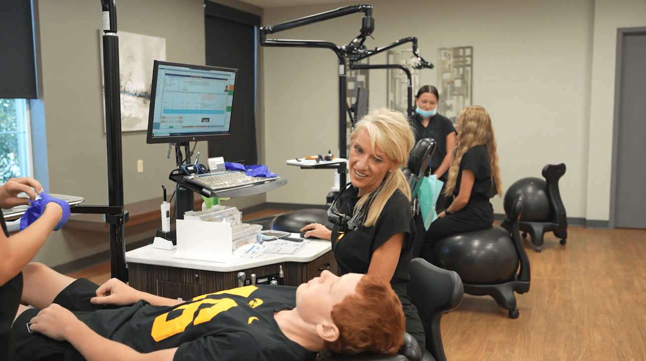 Dr Melissa Farrow, Edmond, Oklahoma Orthodontist
